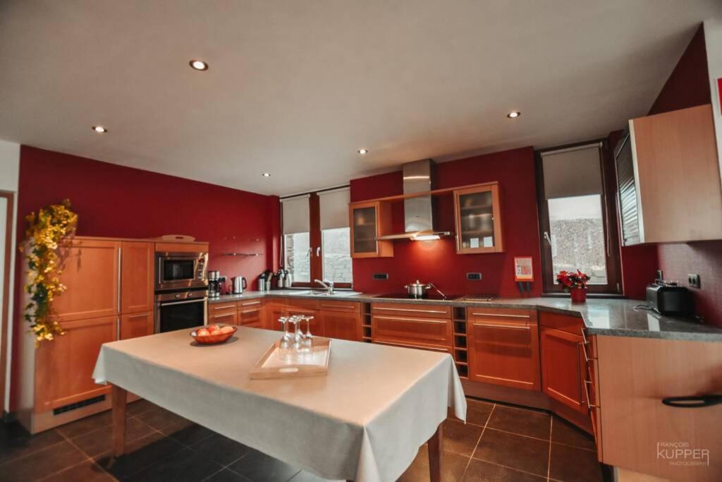 Les Loneux 27 Pers, Malmedy - Vue Incroyable - Wellness, Billard, Home Cinema Exterior photo