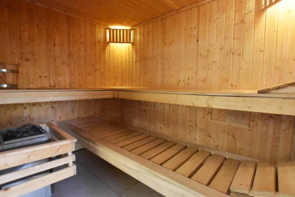 Les Loneux 27 Pers, Malmedy - Vue Incroyable - Wellness, Billard, Home Cinema Exterior photo